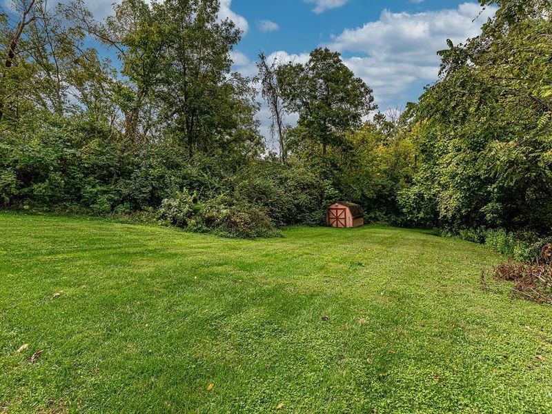 8356 Ashhollow Drive, Colerain Township, OH 45247 Photo 27
