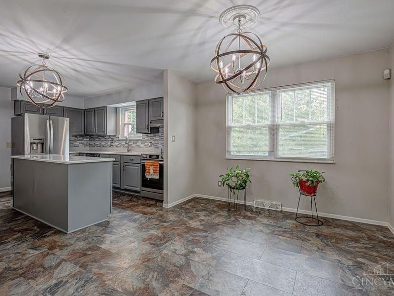 8356 Ashhollow Drive, Colerain Township, OH 45247 Photo 8