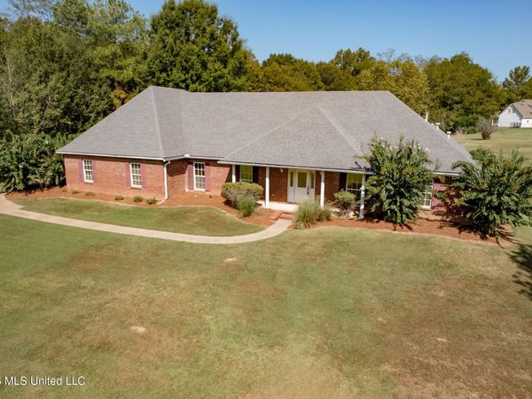 269 Quail Hollow, Canton, MS 39046