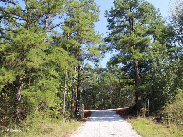 6900 Hwy 370 , Ashland, MS 38603