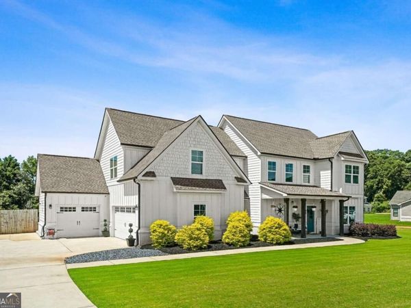 1538 E Lake Road, Mcdonough, GA 30252