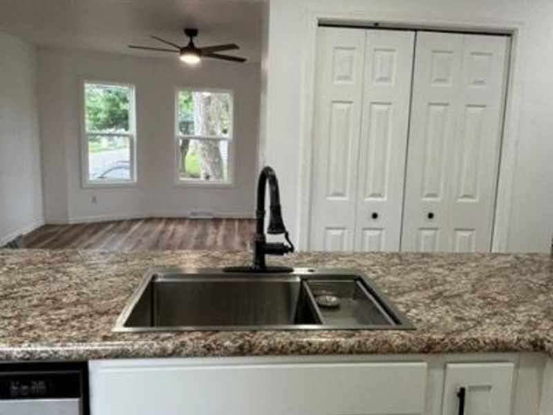 137 Gilbert, Niles, OH 44446 Photo 5