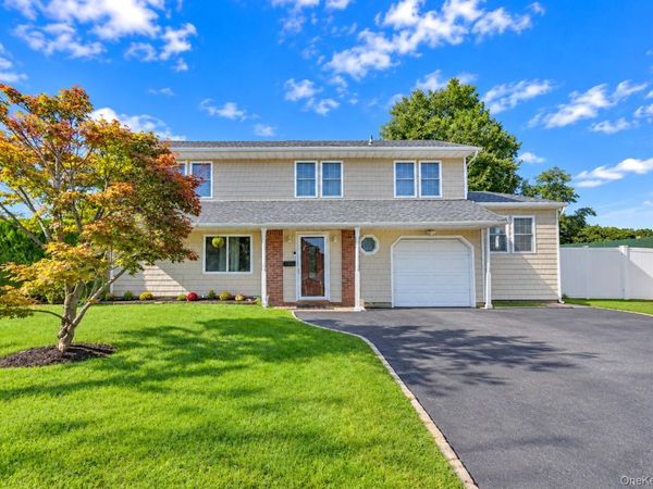 11 Palm Street , Central Islip, NY 11722