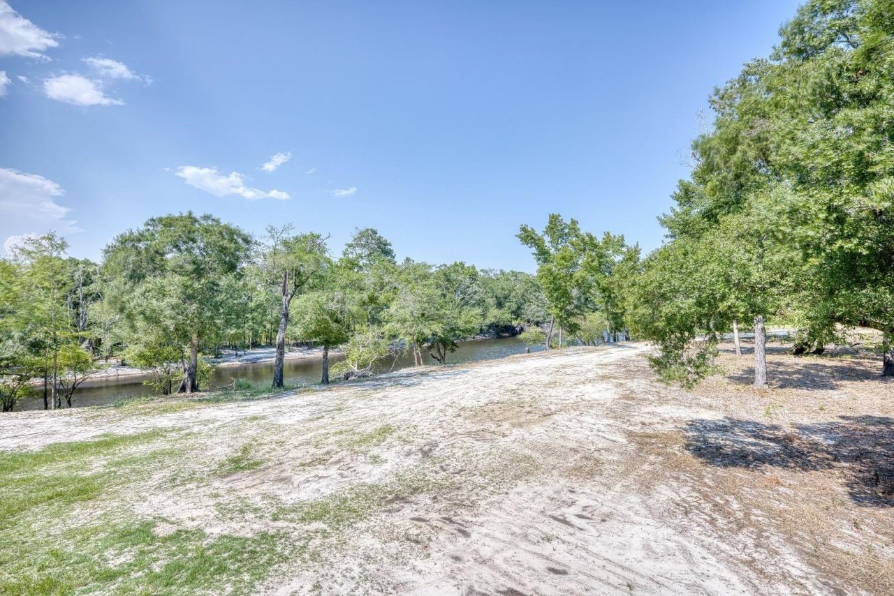 1250 Vera Rd.  Photo 32