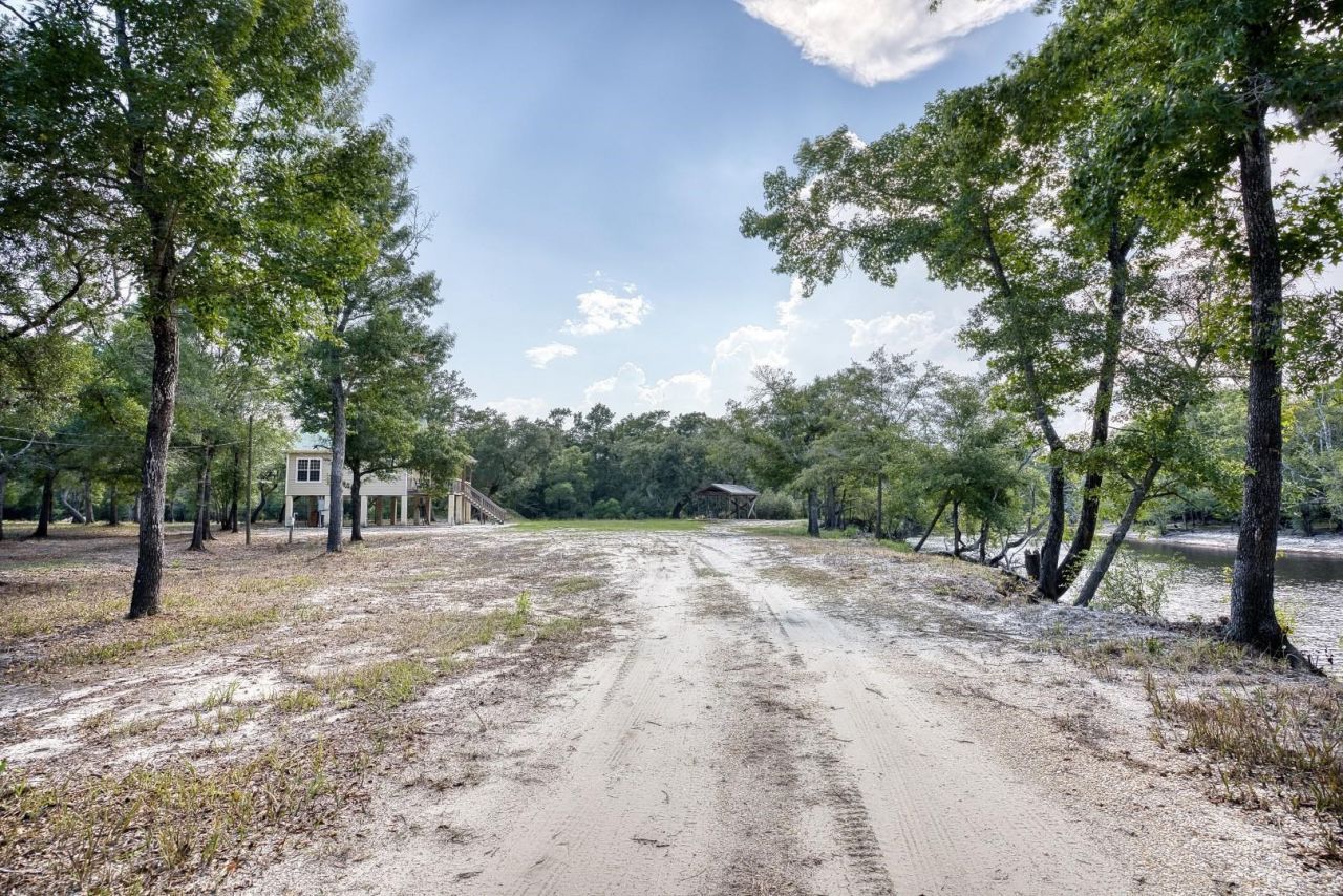 1250 Vera Rd.  Photo 49