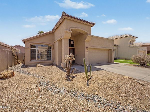 4733 E BIGHORN Avenue, Phoenix, AZ 85044