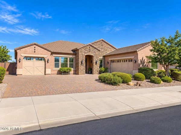 21565 S 223RD Place, Queen Creek, AZ 85142
