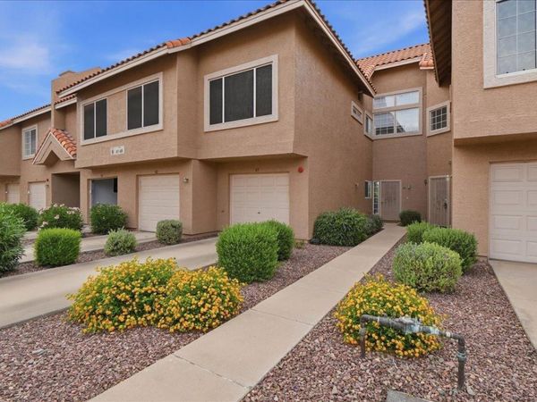 1633 E LAKESIDE Drive, Unit 63, Gilbert, AZ 85234