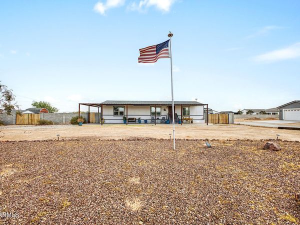 20442 W NARRAMORE Road, Buckeye, AZ 85326