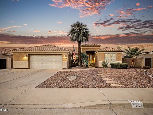7134 E Lobo Avenue, Mesa, AZ 85209