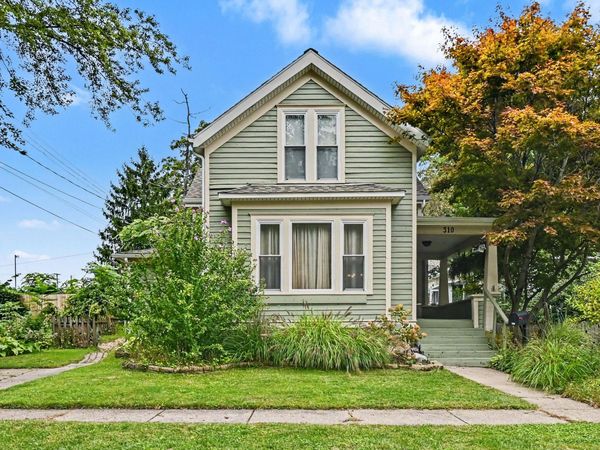 310 Fleming Street, Howell, MI 48843