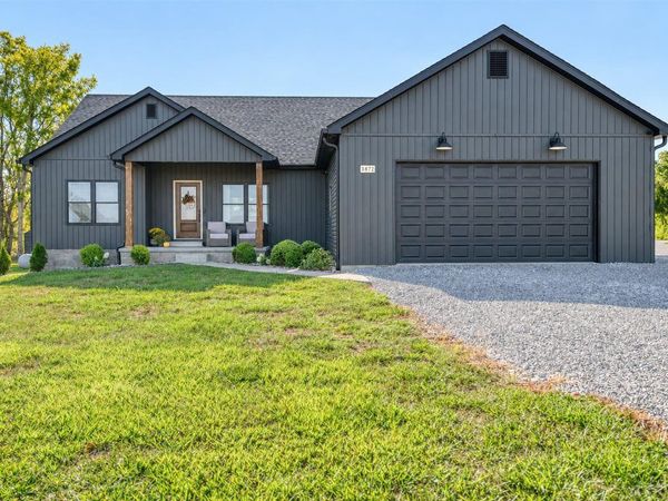 3872 Morgantown Road , Russellville, KY 42276