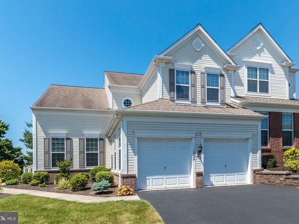 1824 EMERALD DRIVE, OREFIELD, PA 18069