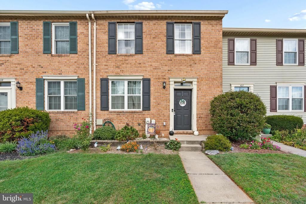 430 Logan Drive, Westminster, MD 21157 Main Photo