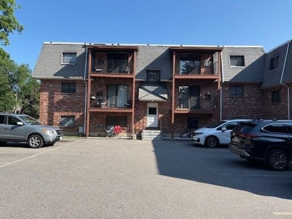 3 Cassidy Lane, Unit 4, Medway, MA 02053