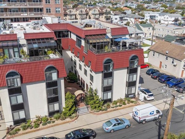 425 Shore Road , Unit 2D, Long Beach, NY 11561