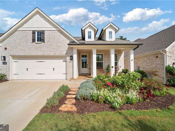 318 Carriage Glen Lane, Woodstock, GA 30188