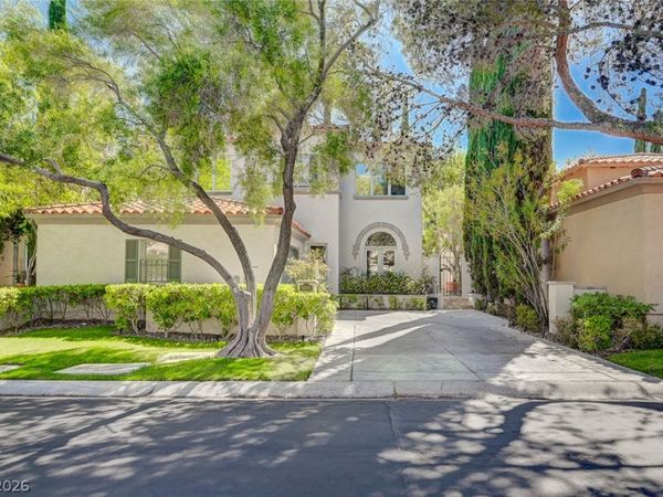 9005 Robinson Ridge Drive, Las Vegas, NV 89117