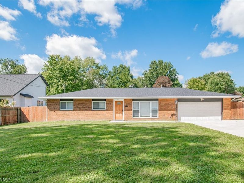 63 Ernest Drive, Tallmadge, OH 44278 Photo 2