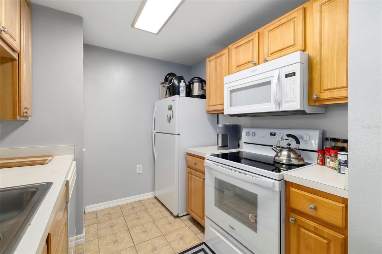 5500 Bentgrass Drive, Unit 6-203, Sarasota, FL 34235 Photo