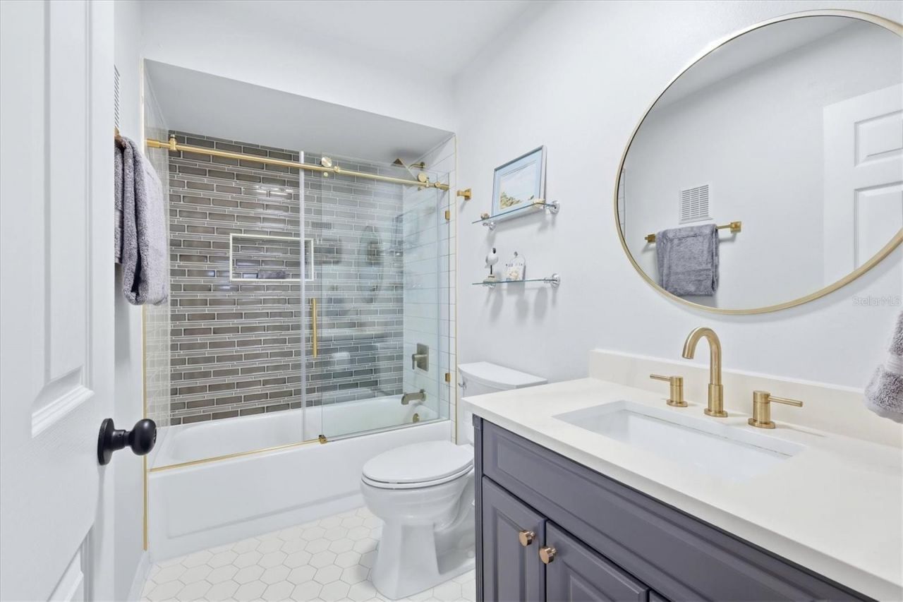 5705 13th Avenue W, Bradenton, FL 34209 Photo