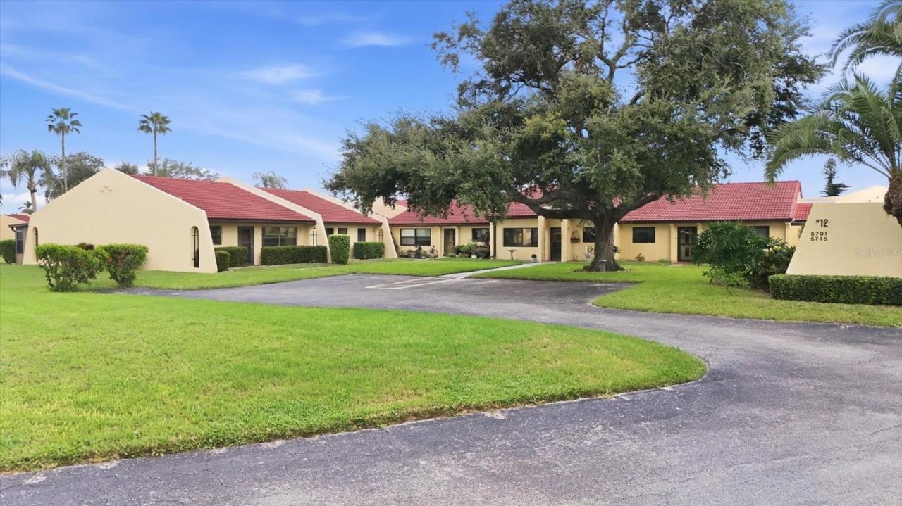 5705 13th Avenue W, Bradenton, FL 34209 Photo