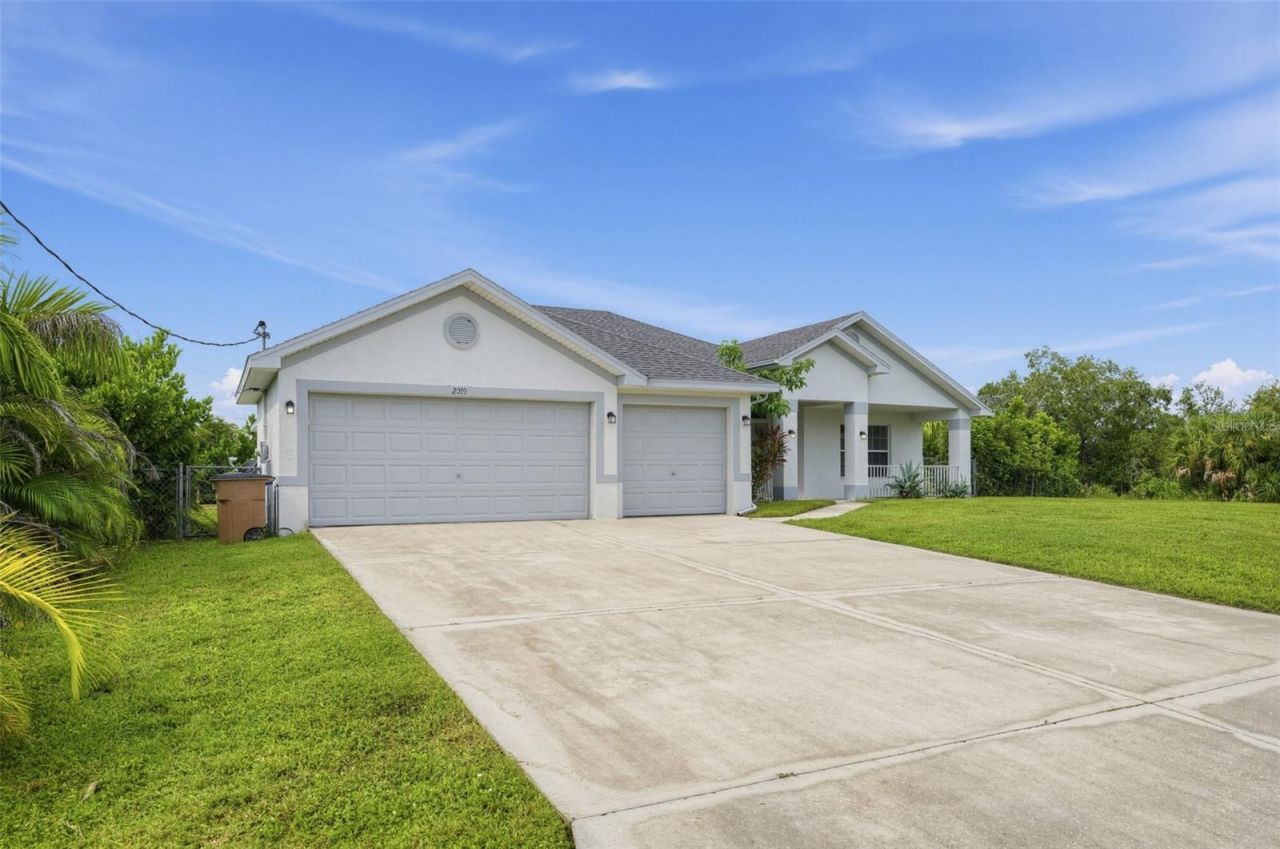2019 Wanda Avenue N, Lehigh Acres, FL 33971 Photo