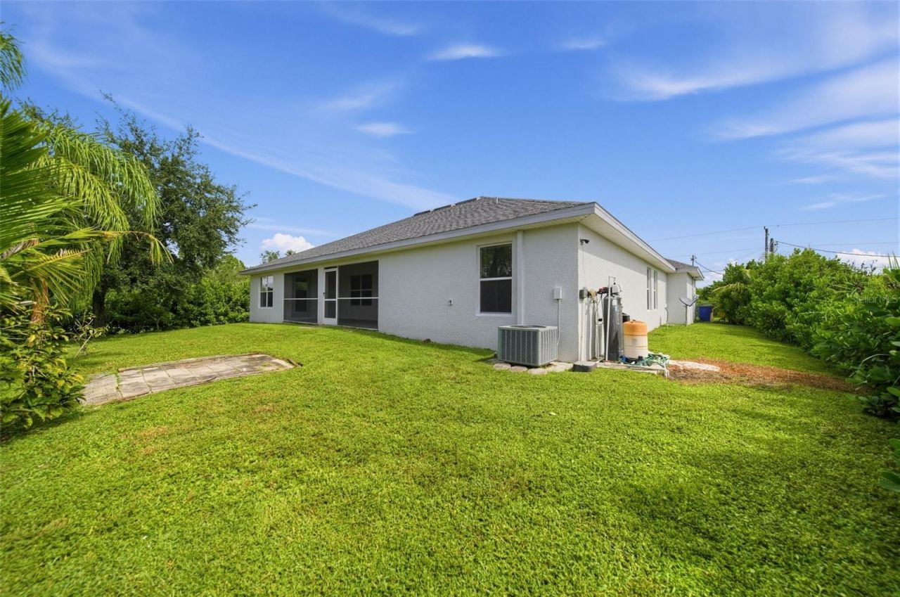 2019 Wanda Avenue N, Lehigh Acres, FL 33971 Photo