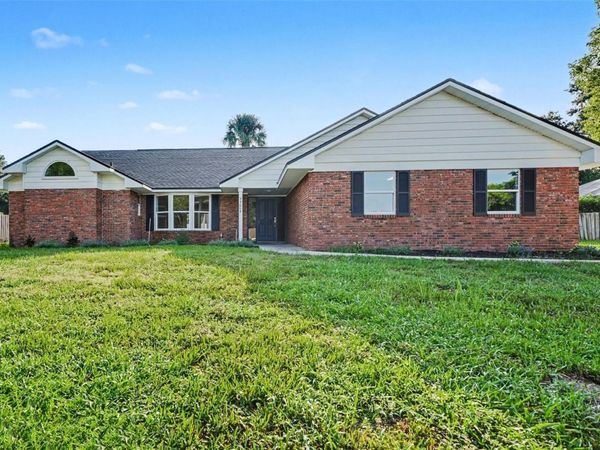 33608 OVERTON DRIVE , LEESBURG, FL 34788