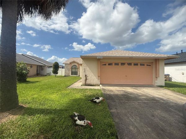 5209 BROKEN ARROW DRIVE , KISSIMMEE, FL 34746