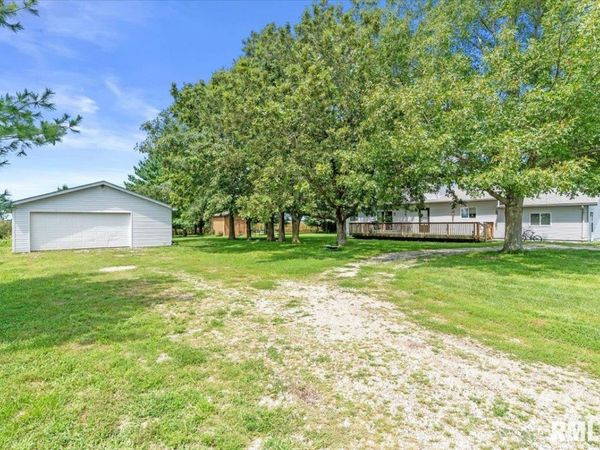 34187 E 6TH Drive, Pawnee, IL 62558