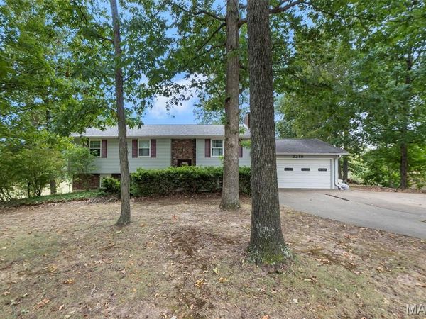 2219 Ridge Road, Jackson, MO 63755