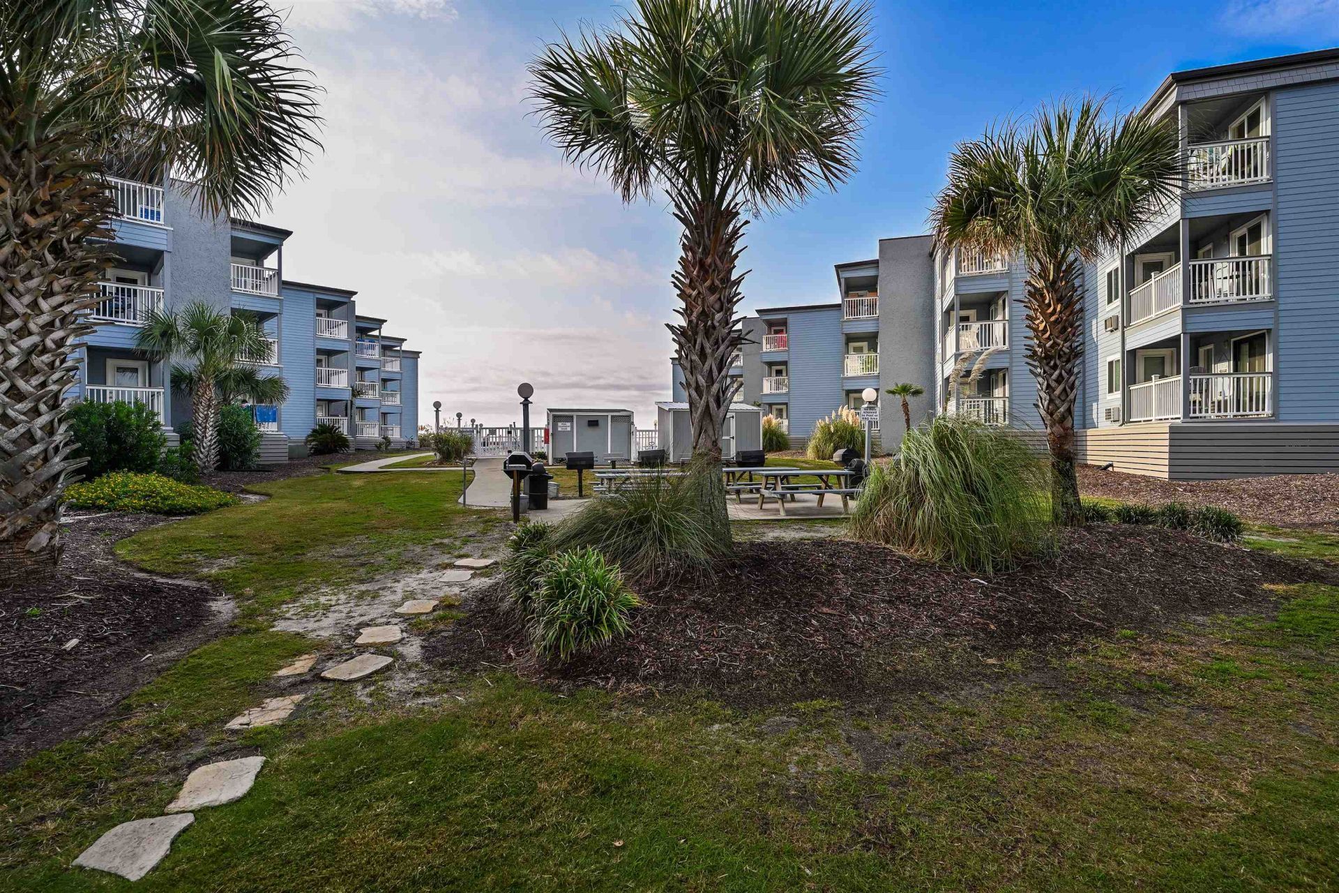 9540 Shore Dr.  Photo 23
