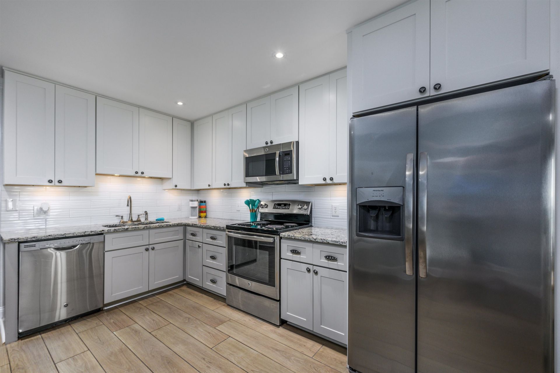 9540 Shore Dr.  Photo 8
