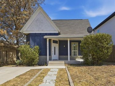 1321 Stewart Street, Fort Worth, TX 76104