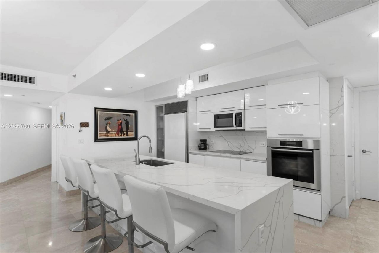 17201 Collins Ave , Unit 3304, Sunny Isles Beach, FL 33160 Photo