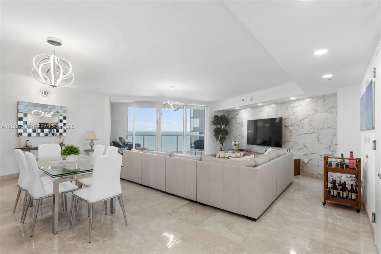 17201 Collins Ave , Unit 3304, Sunny Isles Beach, FL 33160 Photo