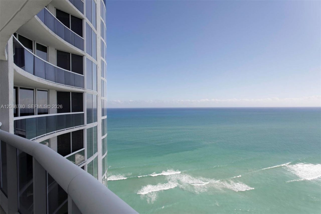 17201 Collins Ave , Unit 3304, Sunny Isles Beach, FL 33160 Photo