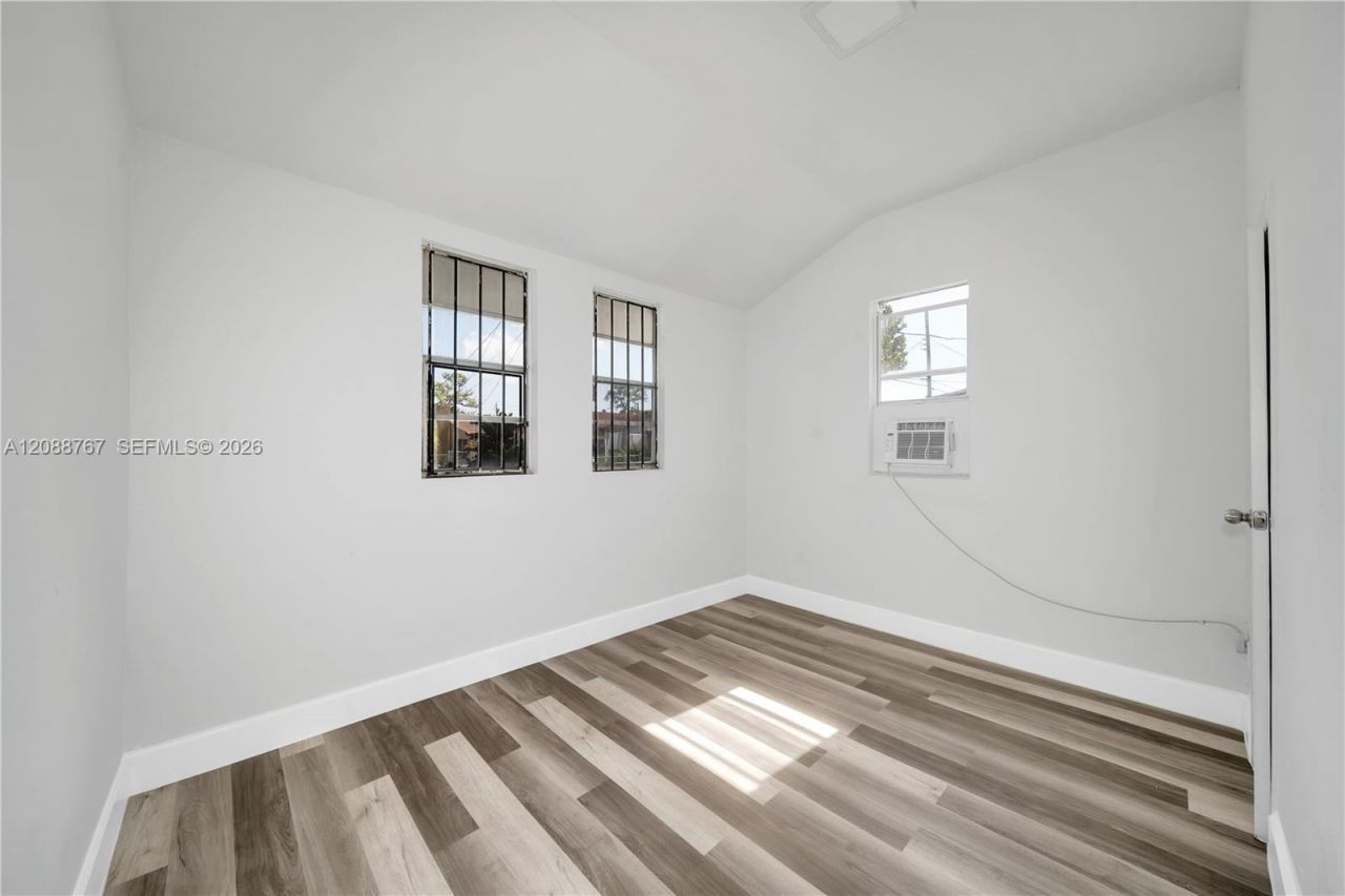 2750 NW 60th Street , Unit 2750, Miami, FL 33142 Photo