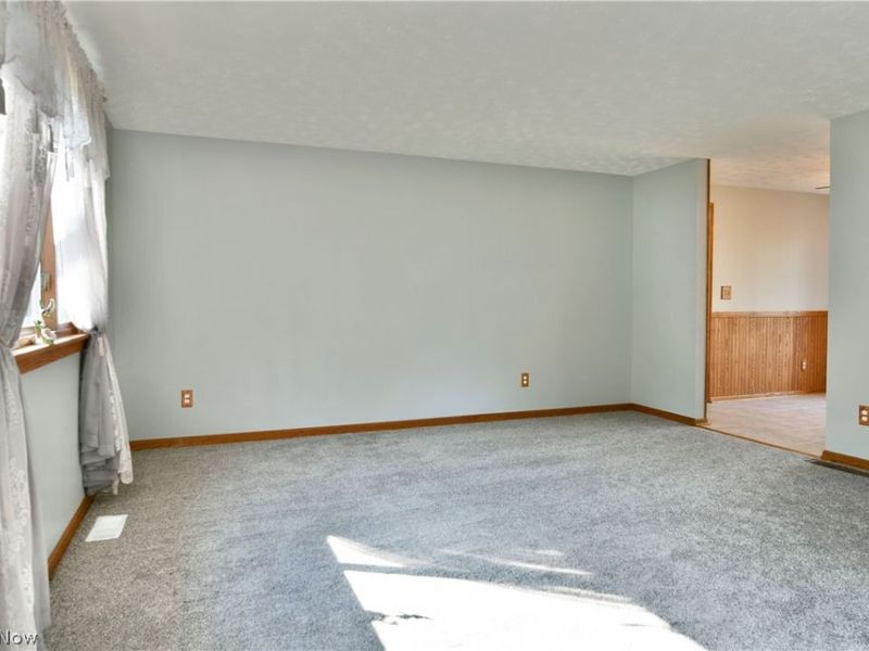 2957 Malibu Drive SW, Warren, OH 44481 Photo 13