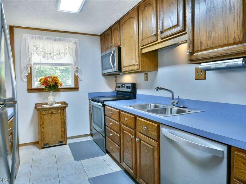 2957 Malibu Drive SW, Warren, OH 44481 Photo 21