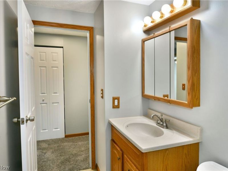2957 Malibu Drive SW, Warren, OH 44481 Photo 24