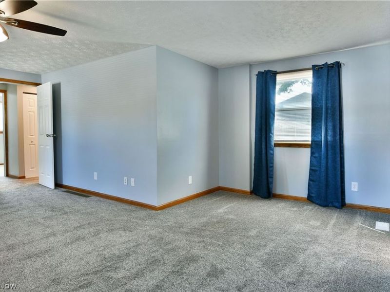 2957 Malibu Drive SW, Warren, OH 44481 Photo 32
