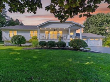 2067 Eddy Road , Walworth, NY 14568