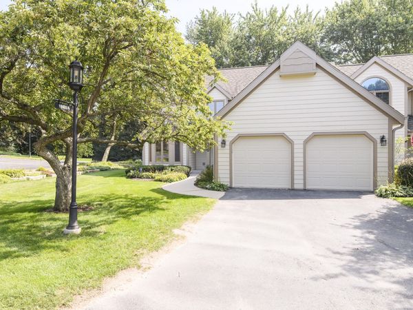 18465 St Andrew Ct, Unit A, Brookfield, WI 53045