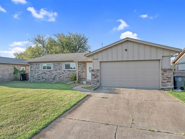 9352 E 56th Street, Tulsa, OK 74145