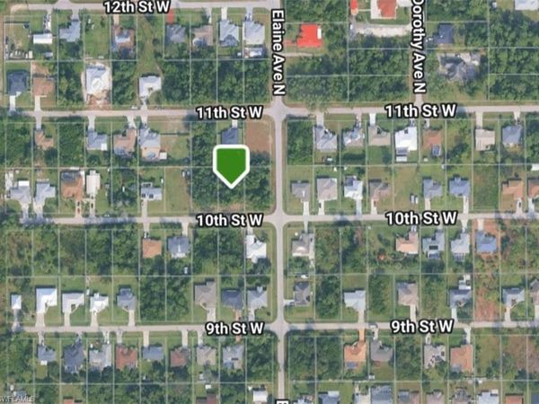 2702 10th ST W, LEHIGH ACRES, FL 33971