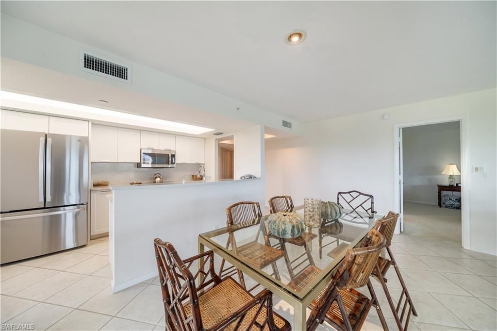 6020 Pelican Bay Blvd, Unit 404, Naples, FL 34108 Photo