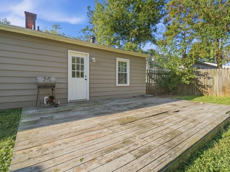 1062 Garnoa Drive, Springfield Township, OH 45231 Photo 29