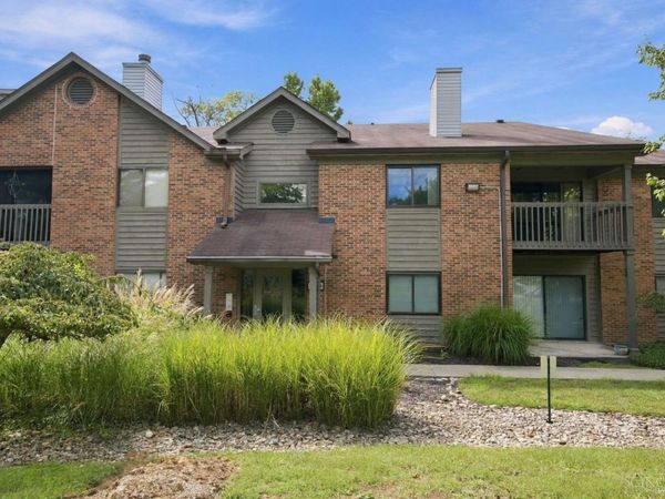 7633 Montgomery Road, Unit 7633-, Sycamore Twp, OH 45236